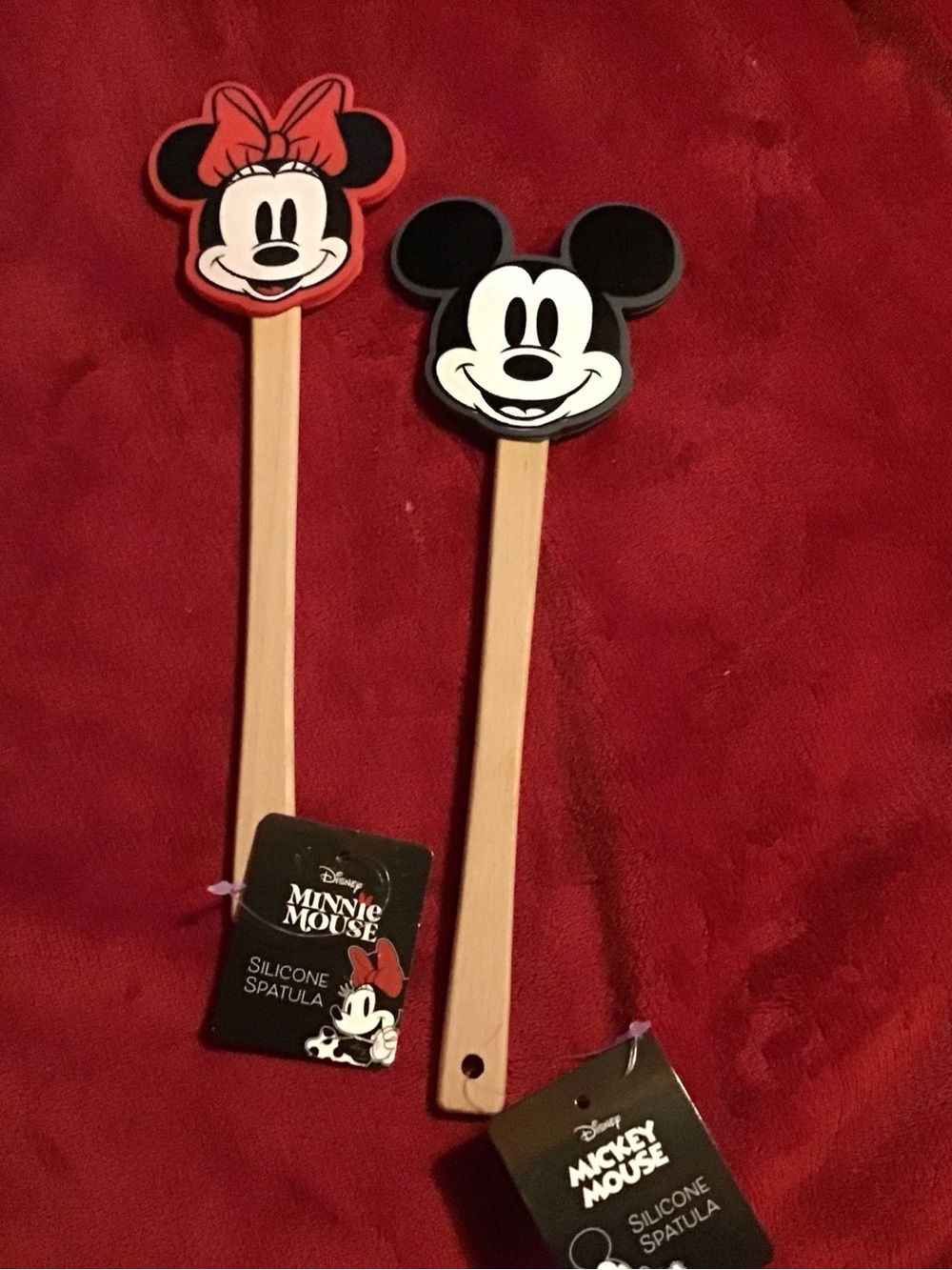 Set of two Mickey and Minnie kitchen spatulas